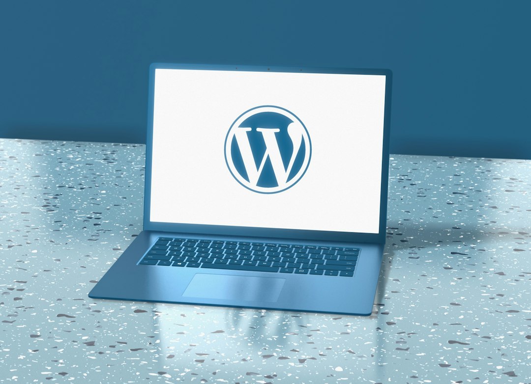 Diagram showing a WordPress server encountering an internal error during a plugin update.